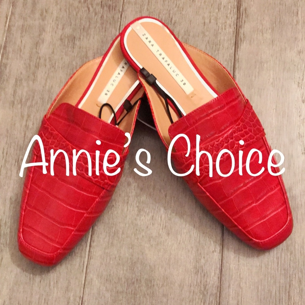 ZARA Flat Slippers:Red, US 7.5/EUR 38